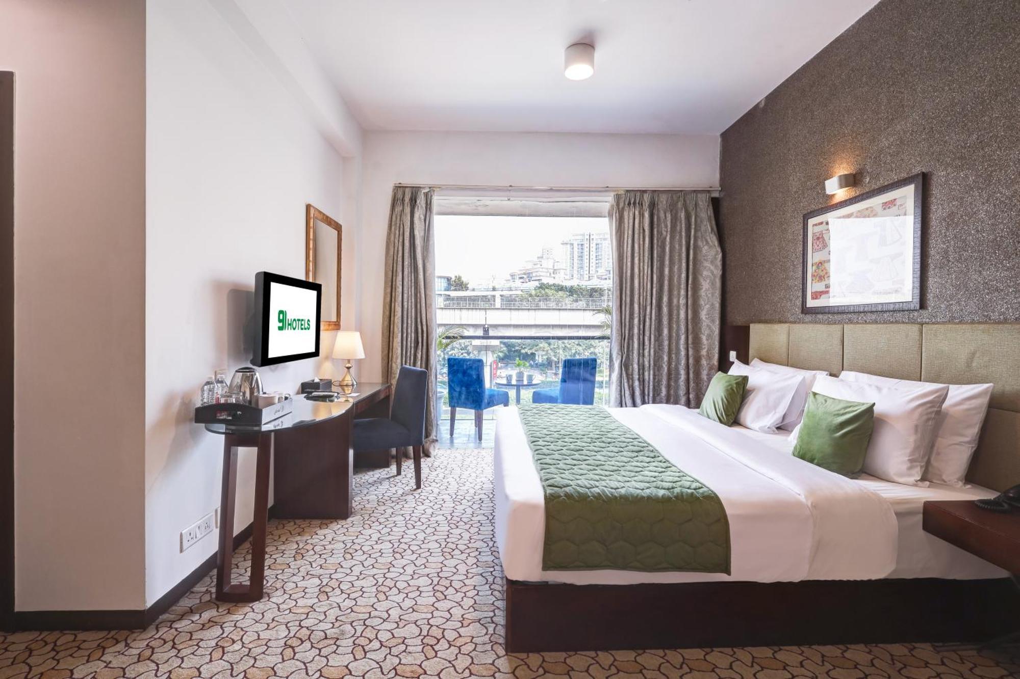Hotel 91 Golf Course Road Gurgaon Extérieur photo