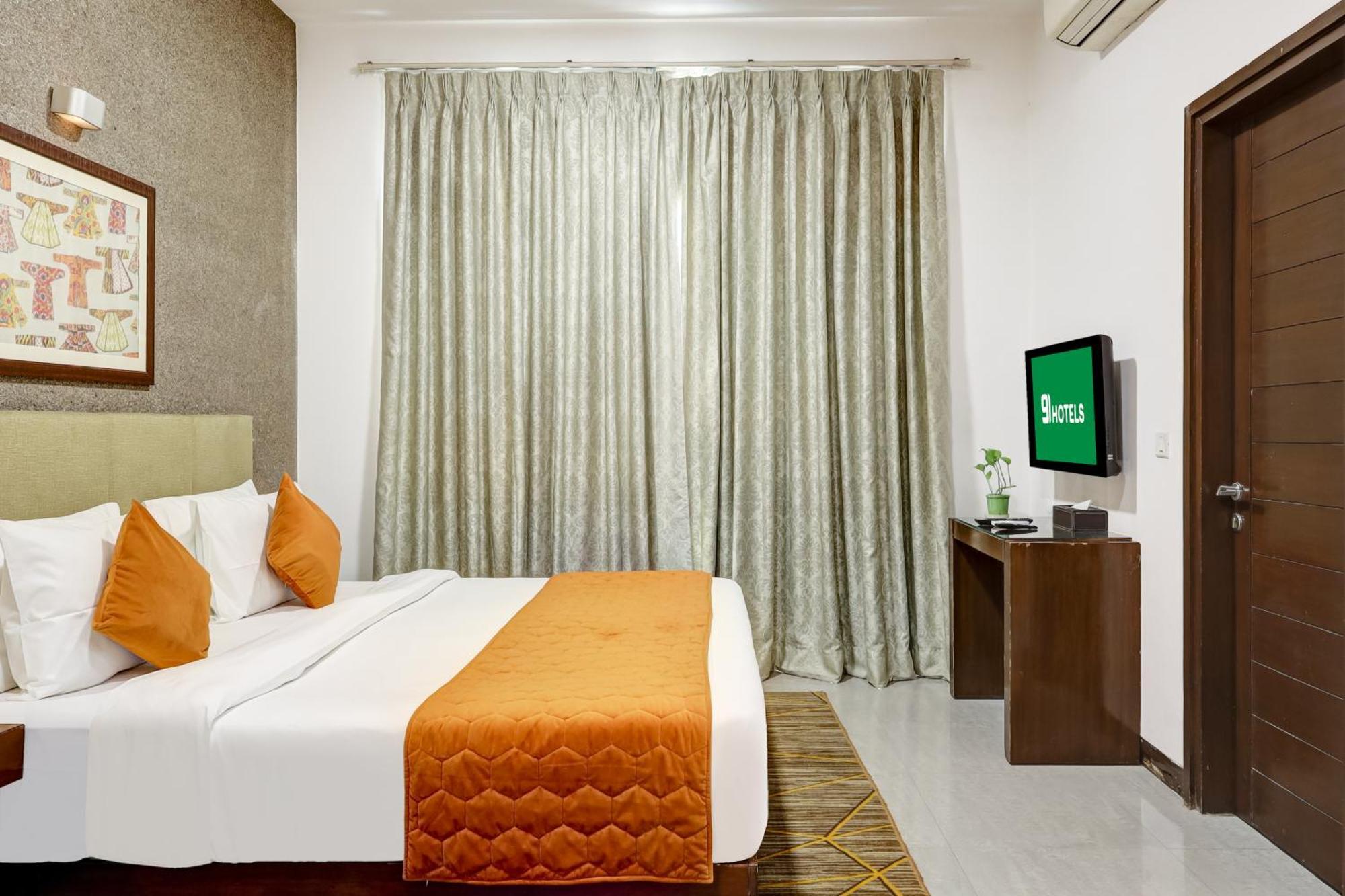 Hotel 91 Golf Course Road Gurgaon Extérieur photo
