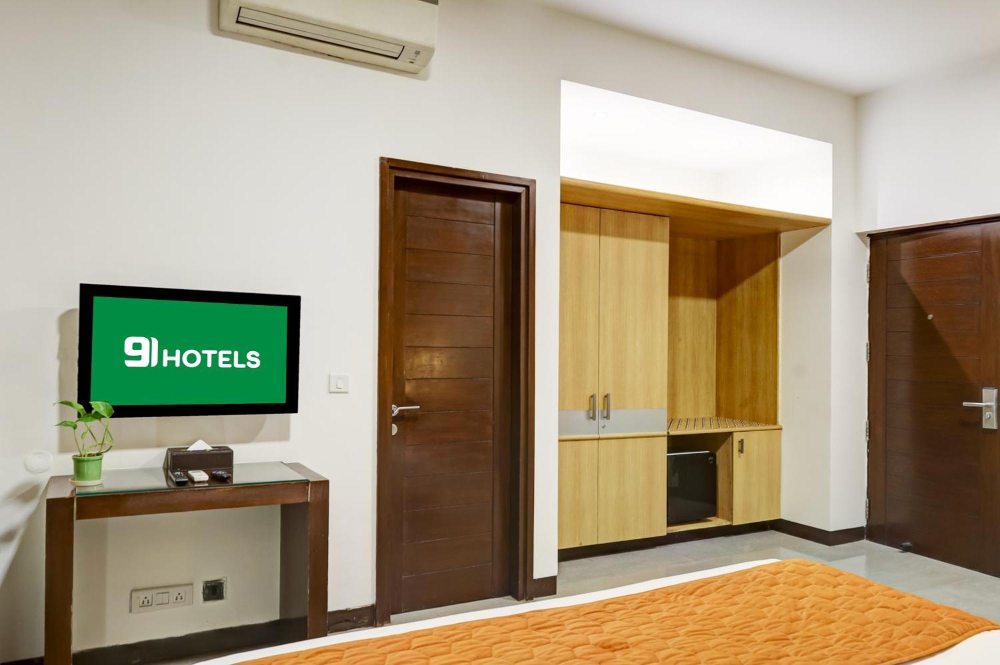 Hotel 91 Golf Course Road Gurgaon Extérieur photo