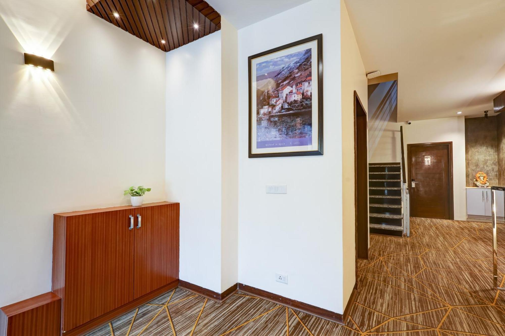 Hotel 91 Golf Course Road Gurgaon Extérieur photo