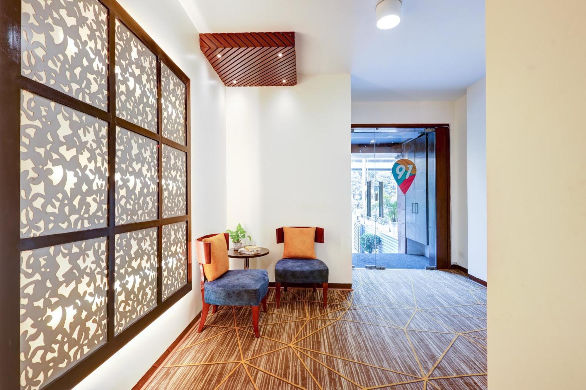 Hotel 91 Golf Course Road Gurgaon Extérieur photo